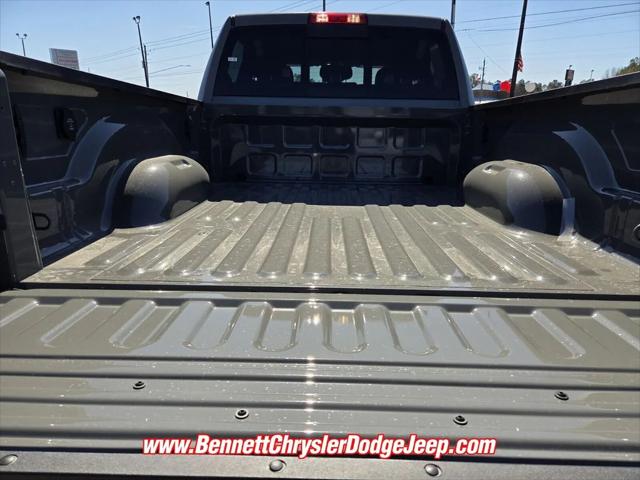 2026 Ram 2500 Black Express Crew Cab 4x4 6'4" Box