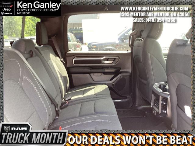2026 Ram 1500 Big Horn Crew Cab 4x4 57 Box