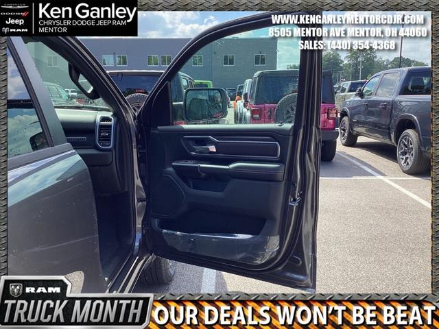 2026 Ram 1500 Big Horn Crew Cab 4x4 57 Box