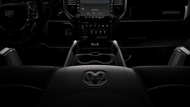 2026 RAM Ram 3500 RAM 3500 LARAMIE CREW CAB 4X4 8 BOX