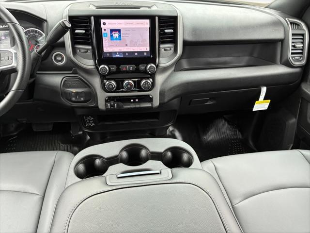 2026 RAM Ram 3500 RAM 3500 TRADESMAN CREW CAB 4X4 8 BOX