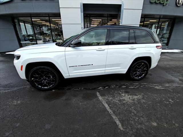 2026 Jeep Grand Cherokee GRAND CHEROKEE SUMMIT 4X4