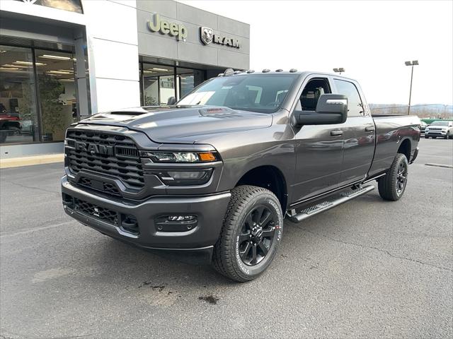 2026 RAM Ram 2500 RAM 2500 BLACK EXPRESS CREW CAB 4X4 8 BOX