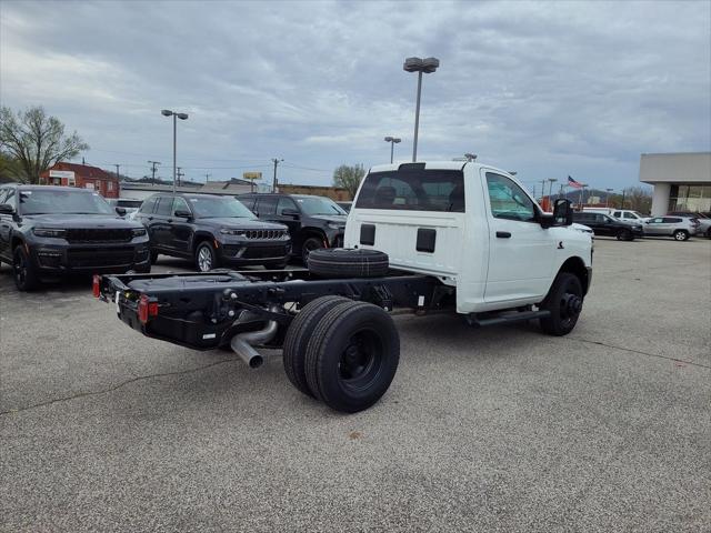 2026 RAM Ram 3500 Chassis Cab RAM 3500 TRADESMAN CHASSIS REGULAR CAB 4X4 60 CA 2026 RAM Ram 3500 Chassis Cab RAM 3500 TRADESMAN CHASSIS REGULAR CAB 4X4 60 CA