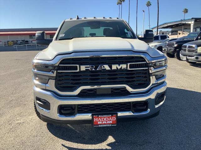 2026 RAM Ram 3500 Chassis Cab RAM 3500 TRADESMAN CREW CAB CHASSIS 4X4 60 CA