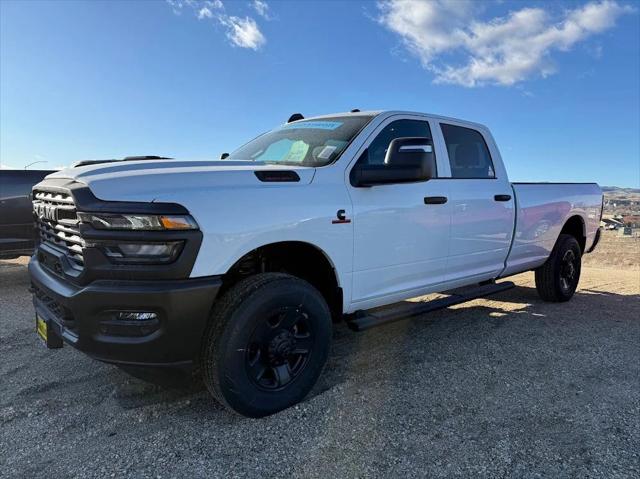 2026 RAM Ram 3500 RAM 3500 TRADESMAN CREW CAB 4X4 8 BOX