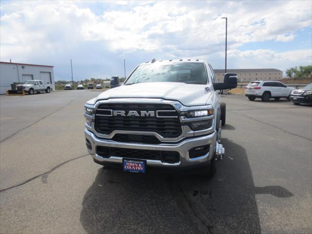 2026 RAM 3500 Chassis RAM 3500 TRADESMAN CREW CAB CHASSIS 4X4 60 CA