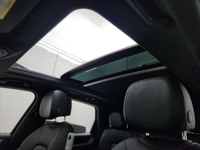 2024 Porsche Cayenne Base