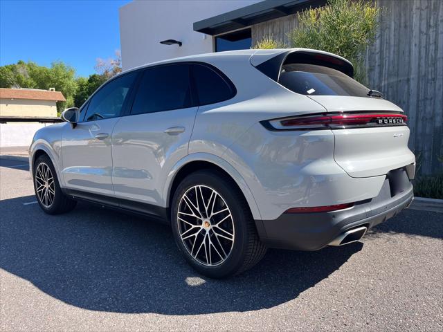 2024 Porsche Cayenne Base