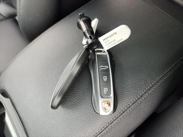 2024 Porsche Cayenne Base