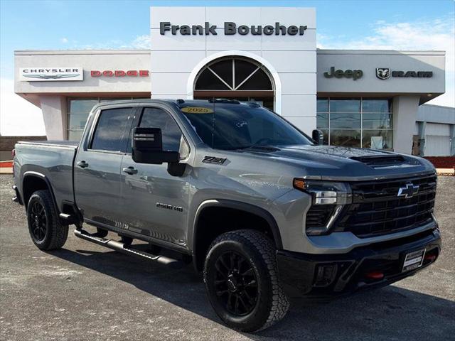 2025 Chevrolet Silverado 2500HD 4WD Crew Cab Standard Bed LTZ