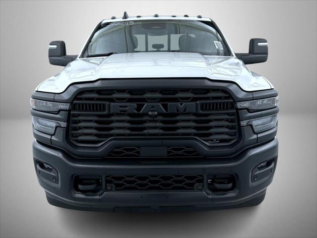 2026 RAM Ram 3500 RAM 3500 TRADESMAN CREW CAB 4X4 8 BOX
