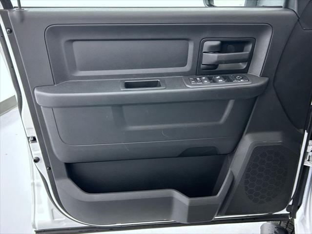 2026 Ram 3500 Tradesman Crew Cab 4x4 8' Box