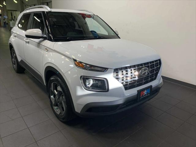 2020 Hyundai Venue SEL