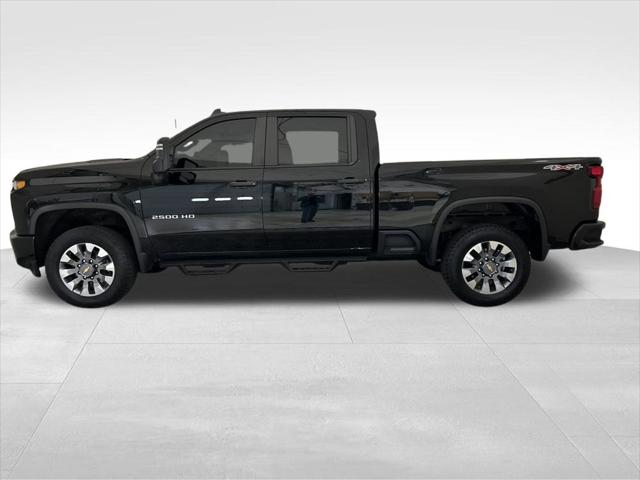 2023 Chevrolet Silverado 2500HD 4WD Crew Cab Standard Bed Custom
