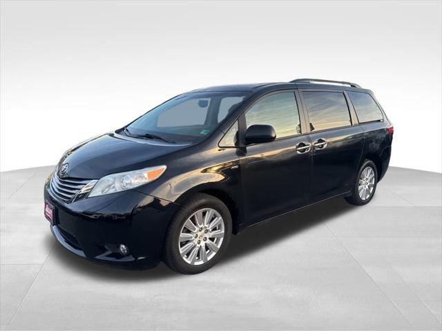 2017 Toyota Sienna XLE 7 Passenger