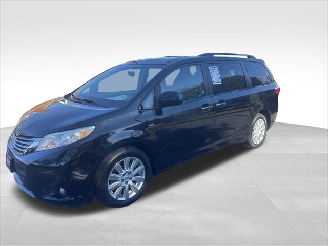 2017 Toyota Sienna XLE 7 Passenger