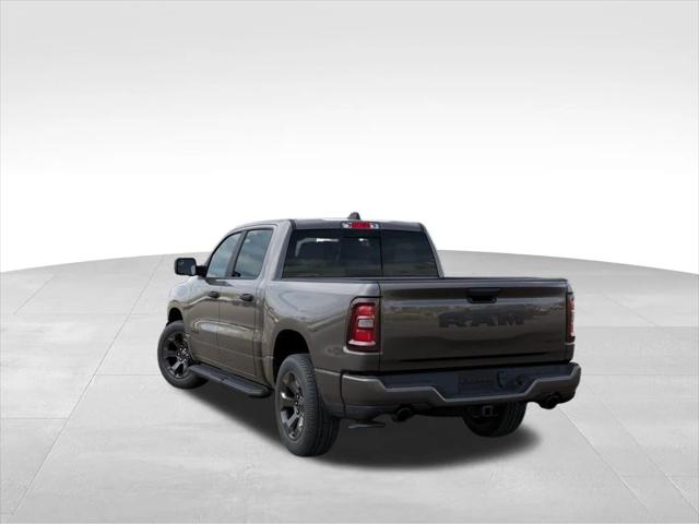 2026 RAM Ram 1500 RAM 1500 EXPRESS CREW CAB 4X4 57 BOX