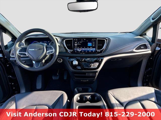 2026 Chrysler Pacifica PACIFICA SELECT AWD