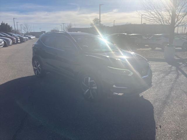 2022 Nissan Rogue Sport SL FWD Xtronic CVT