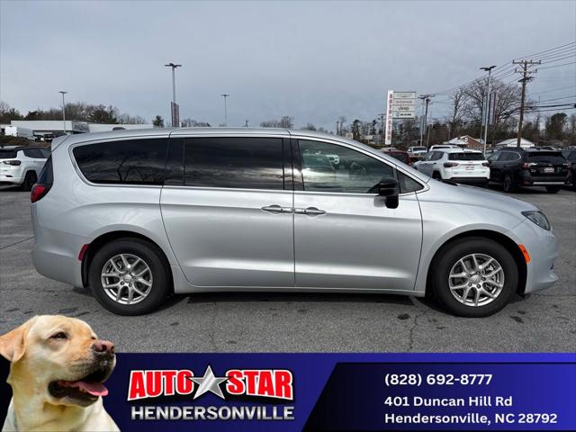 2026 Chrysler Voyager VOYAGER LX