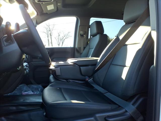 2026 Chevrolet Silverado 2500HD Crew Cab, Long Bed, WT, RWD