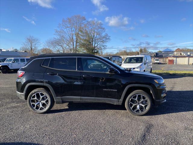 2026 Jeep Compass COMPASS LIMITED 4X4