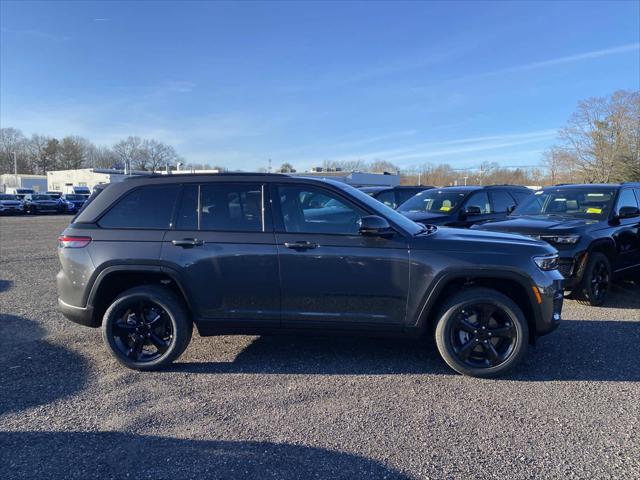 2025 Jeep Grand Cherokee GRAND CHEROKEE ALTITUDE X 4X4