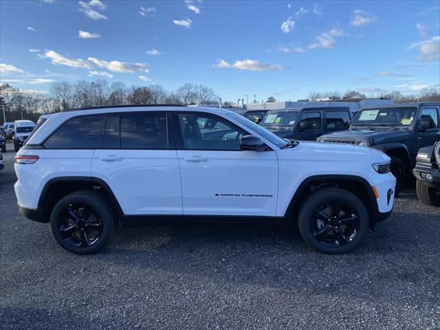 2025 Jeep Grand Cherokee GRAND CHEROKEE ALTITUDE X 4X4