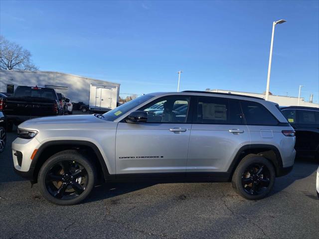 2025 Jeep Grand Cherokee GRAND CHEROKEE ALTITUDE X 4X4