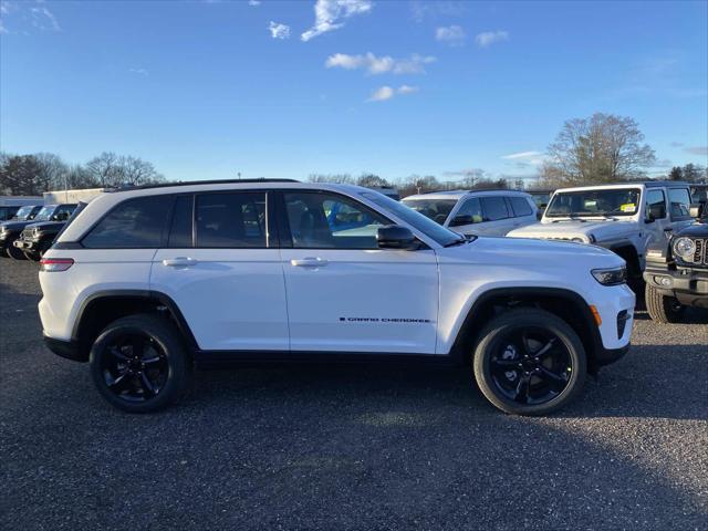 2025 Jeep Grand Cherokee GRAND CHEROKEE ALTITUDE X 4X4