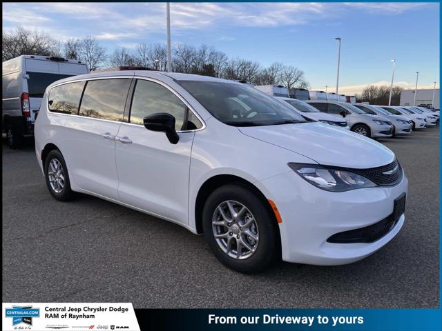 2026 Chrysler Voyager VOYAGER LX