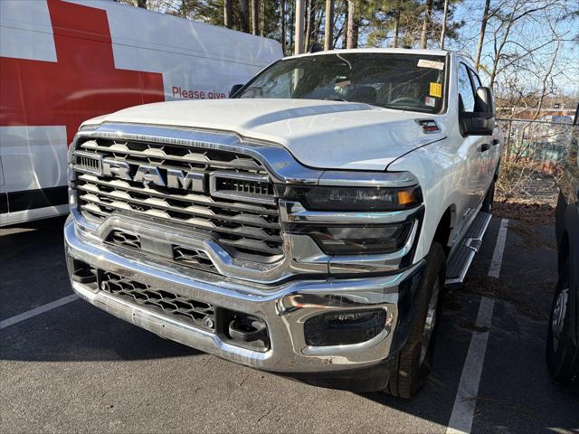 2025 RAM 2500 Big Horn Crew Cab 4x4 64 Box