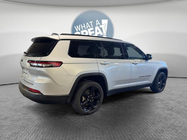 2023 Jeep Grand Cherokee L Altitude 4x4