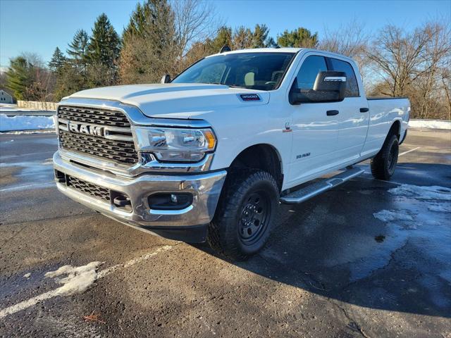 2023 RAM 3500 Big Horn Crew Cab 4x4 8 Box