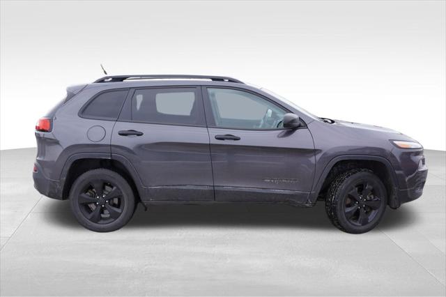 2017 Jeep Cherokee Altitude 4x4 2017 Jeep Cherokee Altitude 4x4