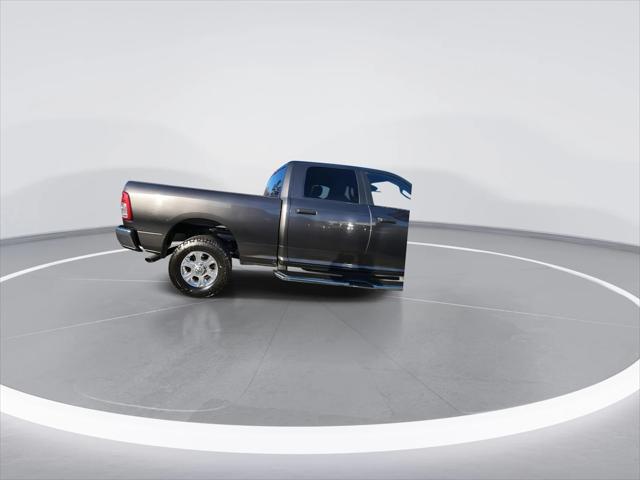 2024 RAM 2500 Big Horn Crew Cab 4x4 64 Box