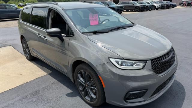 2023 Chrysler Pacifica Touring L AWD