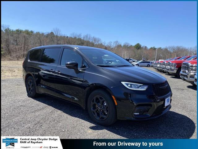 2023 Chrysler Pacifica Hybrid PACIFICA PLUG-IN HYBRID TOURING L