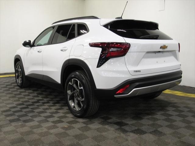2024 Chevrolet Trax FWD LT