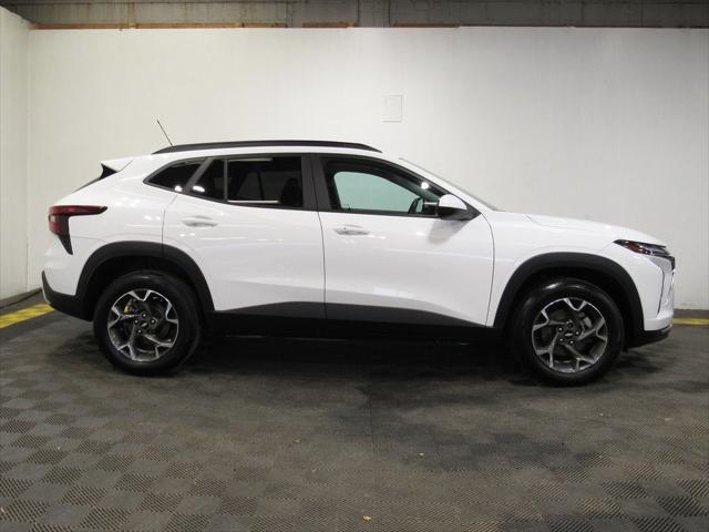 2024 Chevrolet Trax FWD LT