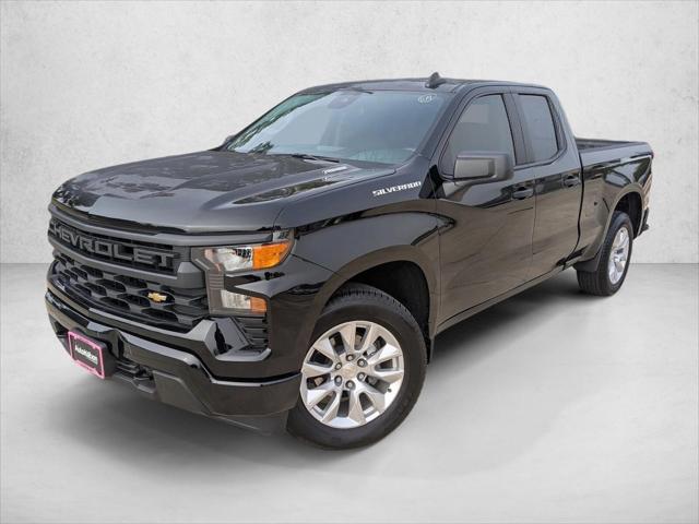 2025 Chevrolet Silverado 1500 2WD Double Cab Standard Bed Custom
