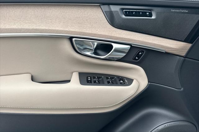 2026 Volvo XC90 Plug-In Hybrid Plus, T8 AWD, Electric/Gasoline, Bright, 7 Seats
