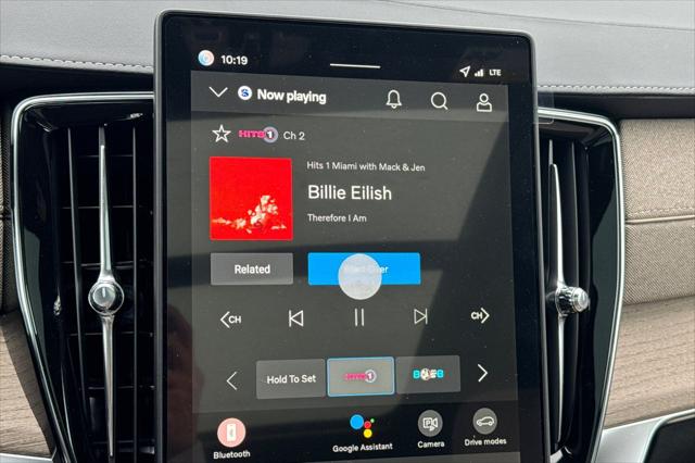 2026 Volvo XC90 Plug-In Hybrid Plus, T8 AWD, Electric/Gasoline, Bright, 7 Seats