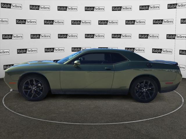 2022 Dodge Challenger SXT