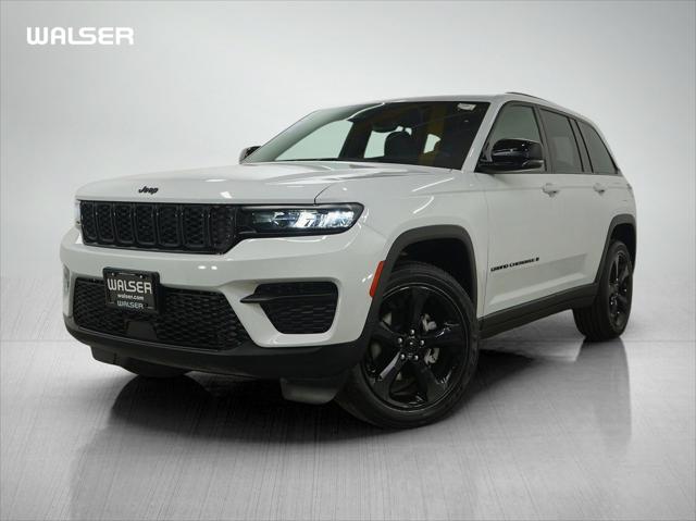 2022 Jeep Grand Cherokee Altitude 4x4