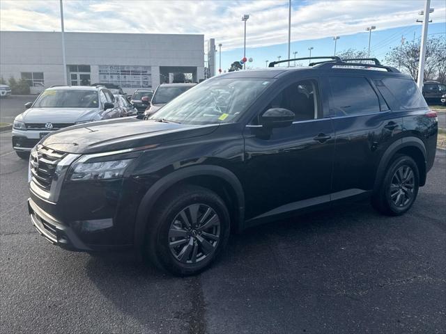 2024 Nissan Pathfinder SV FWD