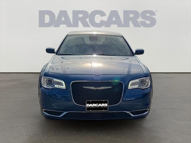 2023 Chrysler 300 Touring