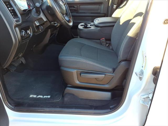 2025 Ram 2500 Tradesman Crew Cab 4x4 6'4" Box