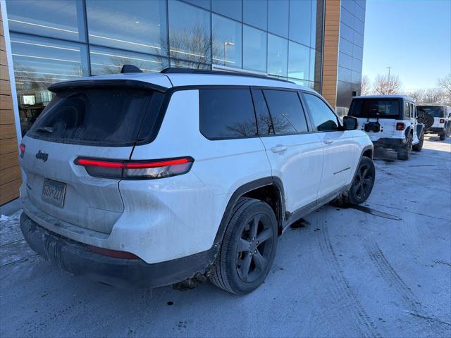 2022 Jeep Grand Cherokee L Altitude 4x4
